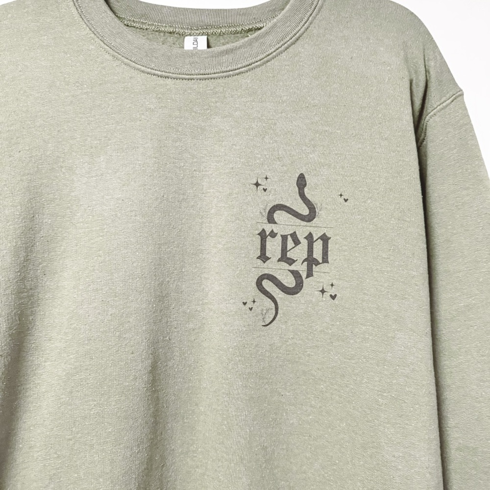 Taylor‎ Swift ...Ready For It Sleeve Snake Reputation Era Sweatshirt Green Small - Picture 3 of 7